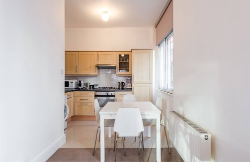 Shoreditch Apartment | VIBRANT APARTMENT - HEART OF SHOREDITCH