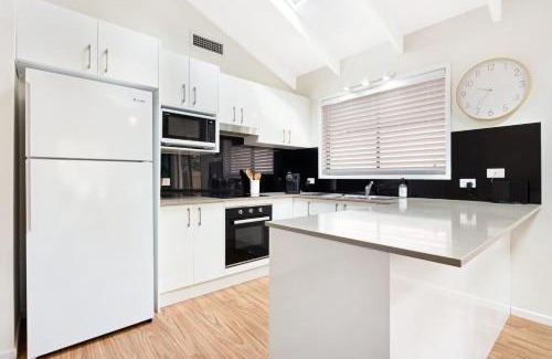 Alexandra Headland House | Victor11-Alexandra Headlands Private Oasis