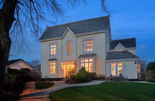 Kingsbridge House | Victoria Lodge