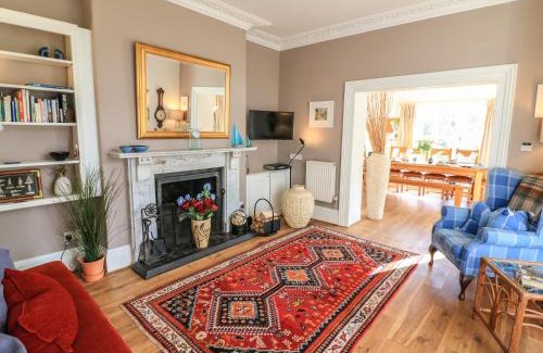 Kingsbridge House | Victoria Lodge