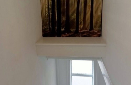 Staines House | Victorian Charm Home near Thorpe park, Heathrow Airport and Windsor.