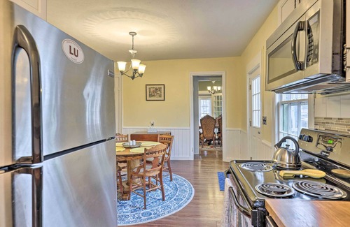 Penn Yan House | Victorian Home in Penn Yan ~ 1 Mi to Keuka Lake!
