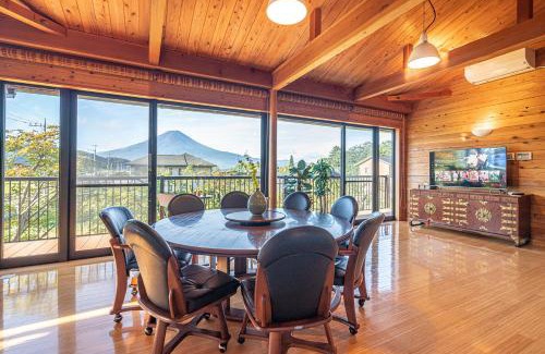 Fujikawaguchiko House | View of Mt Fuji Free transportation Bicycle Rental ok 富士山眺望