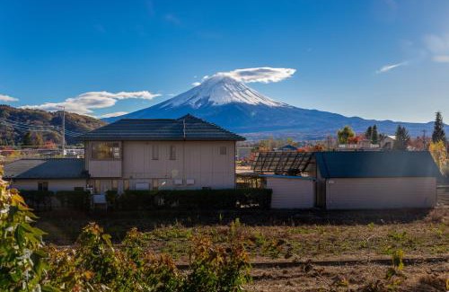 Fujikawaguchiko House | View of Mt Fuji Free transportation Bicycle Rental ok 富士山眺望
