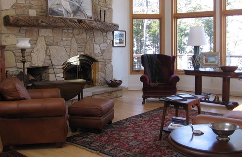 Gills Rock House | View the Lake from Every Room - Hedgehog Harbor--