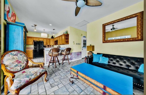La Quinta Cove House | Views famous Cove mountains. Relax near polo fun, La Quinta's 1-bdrm Guesthouse