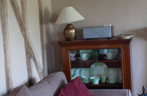 Bramfield Cottage | Views over open farmland ideally situated for exploring the Suffolk coast