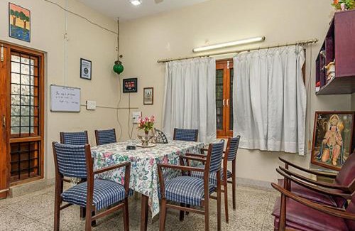 Maihar House | Vijay Kadambari House