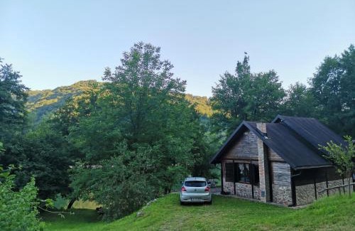 Ljubovija House | Vikendica na Drini DRINSKI ODMOR