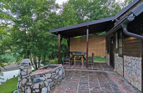 Ljubovija House | Vikendica na Drini DRINSKI ODMOR