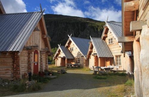 Kvalvik Cabin | Viking Cabins - MIT FabLab - Solvik