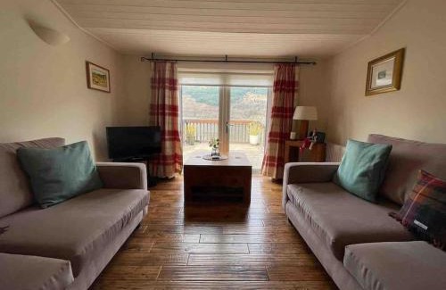Arrochar House | Viking Cottage