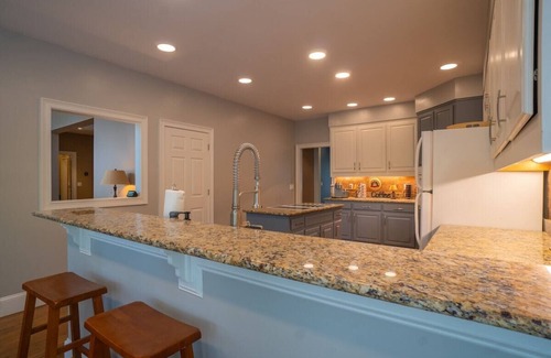 Helen House | Viking River Retreat