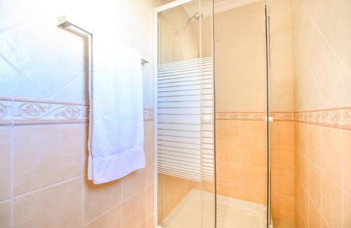 Monte Raposo Villa | Vila Alcantarilha by MTPhomes