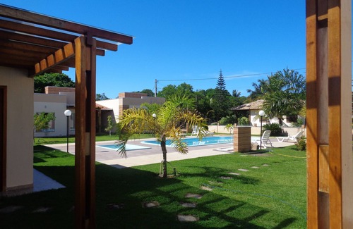 Prado House | Vila Axé Flat1 Praia de Guaratiba, Prado/BA 1 bedroom, swimming pool, air, 50m from the beach.
