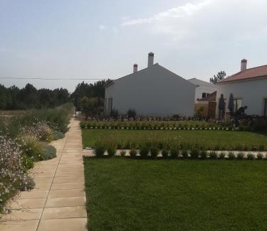 Azia House | Vila Lira