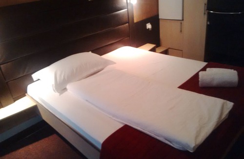 Savski Venac Hotel | Vila Senjak