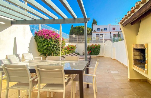 Vilamoura Ski Chalet | Vila Shradhala | V4 HsR Marina Vilamoura