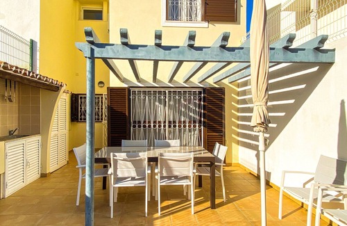 Vilamoura Ski Chalet | Vila Shradhala | V4 HsR Marina Vilamoura