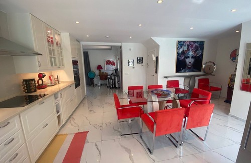 Quarteira Villa | VILAMOURA villa ground floor heated pool 1 km from marina. 3 suites