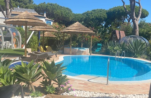 Quarteira Villa | VILAMOURA villa ground floor heated pool 1 km from marina. 3 suites