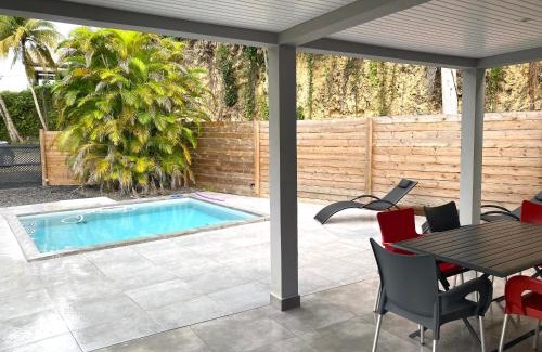 Les Abymes Villa | VILL'ARBOREE