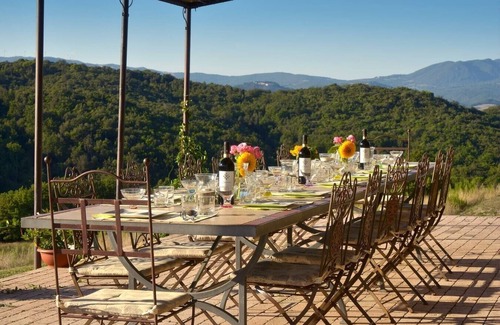 Montecatini Val di Cecina Villa | Villa Di Terra, with heated and fenced pool