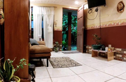 Guacimo Hotel | VILLA 10 DE JULIO