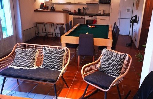 Plage de la Garonnette Villa | Villa 130 m from the beach with pool table and swimming pool in the residence