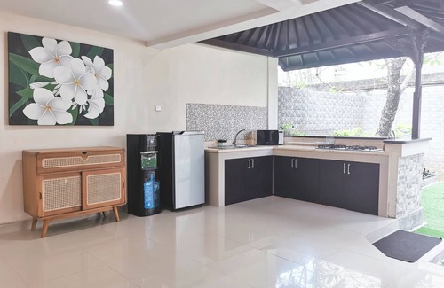 Central Seminyak Villa | Villa 2 BR Central Seminyak mins to Beach