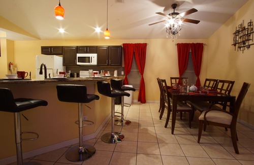 West Haven Villa | Villa 20 minutes to Disney-South facing Pool & Hot tub. Quiet gated community.