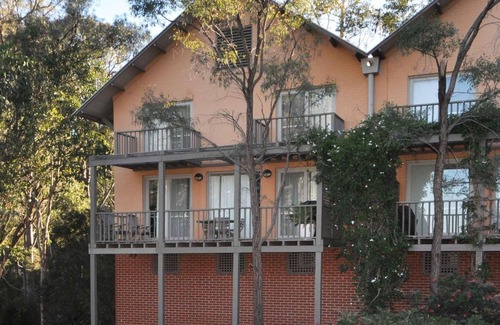 Pokolbin Villa | Villa 3br Beaujolais Villa located within Cypress Lakes Resort