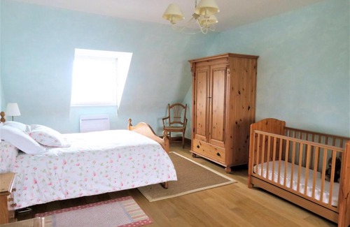 Perros-Guirec Villa | Villa 4 étoiles VUE SUR MER sur les hauteurs de la plage de Trestrignel à PERROS-GUIREC - Ref 831