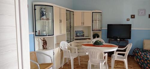 Agnone House | Villa Adele