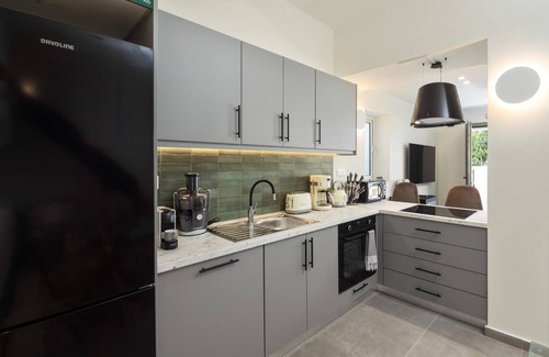 Potamos Villa | Villa 'Aggelle' with Private Terrace, Wi-Fi and Air Conditioning