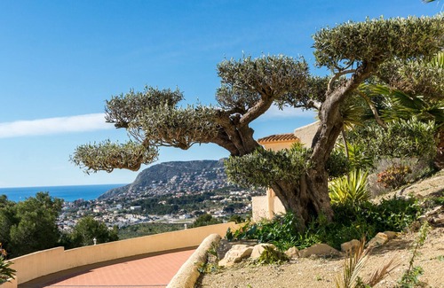 Calpe Villa | Villa Aguila with panoramic mountain and sea views, private pool, terraces