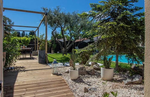 Caissargues House | Villa, Air-conditioning, Pool, Shaded terrace