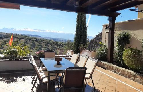 Nivar House | Villa Alfaguara-Holiday Home Granada & Sierra Nevada