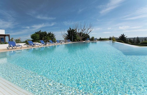 Lagos Villa | Villa Alfarrobeira - Superb Villa located on the cliff overlooking Lagos Marina