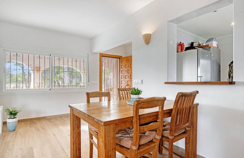 La Sabatera Villa | Villa 'Aloha Amor' with Sea View, Wi-Fi and Air Conditioning