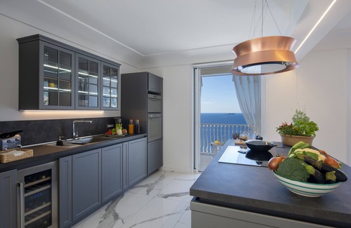 Laurito Apartment | Villa Arzilla 2 with private descent to the sea