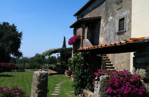 Vitorchiano Apartment | Villa Arzilla - ORTENSIA ROOM