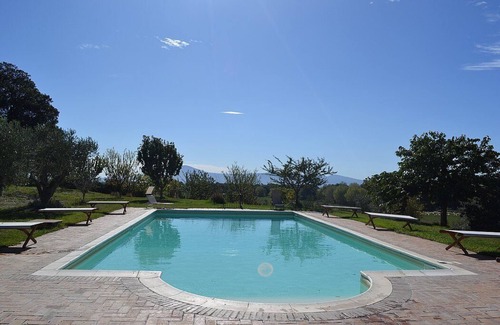 Montefiascone Villa | Villa Ascanio: A splendid three-story villa made of stone, with Free WI-FI.