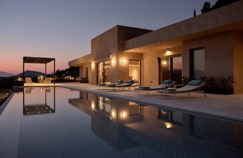 Kalamaki Villa | Villa 'Astrea' with Sea View, Wi-Fi and Air Conditioning