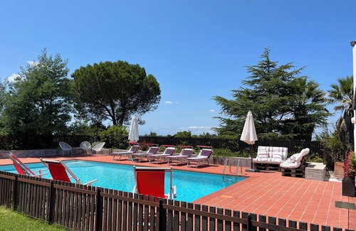 Aldeia de Irmaos Villa | Villa at Natural Park & Sun & pull & Cool energy and Lisbon at 40 minutes