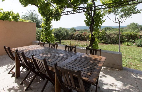 Octon Villa | Villa at Salagou lake, with view on the valley