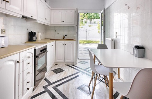 Agios Georgios Pagon Apartment | Villa Athanasia Appartement 2 am Strand mit Meerblick und Pool