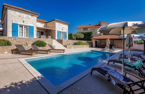 Marsici Villa | Villa Augusta with Large Private Pool