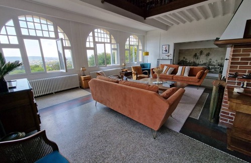 Saint-Prix Villa | Villa Avec Piscine Intérieure Proche de Paris