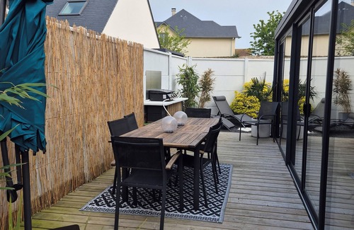 Escoville Villa | Villa Avec Piscine Privée et Chauffée Proche Cabourg et Plages du Débarquement